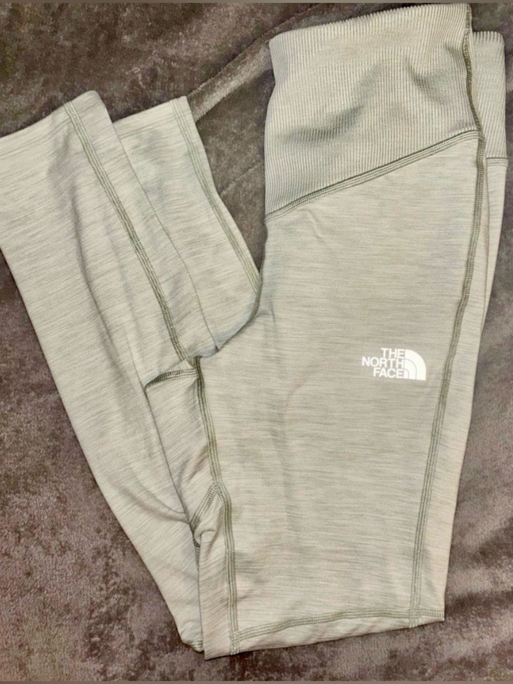 The North Face Dune Sky 7/8 Tights Heathered Sage Green Ribbed Waist Leggings - Picture 2 of 7